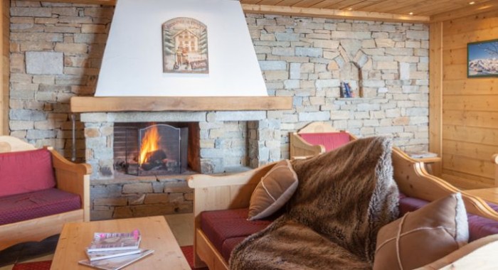 Residence Les Chalets de l'Adonis, Les Menuires ski chalet, image 3